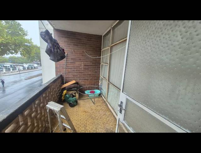 2 BEDROOM APARTMENT FOR SALE IN KRUGERSDORP CENTRAL